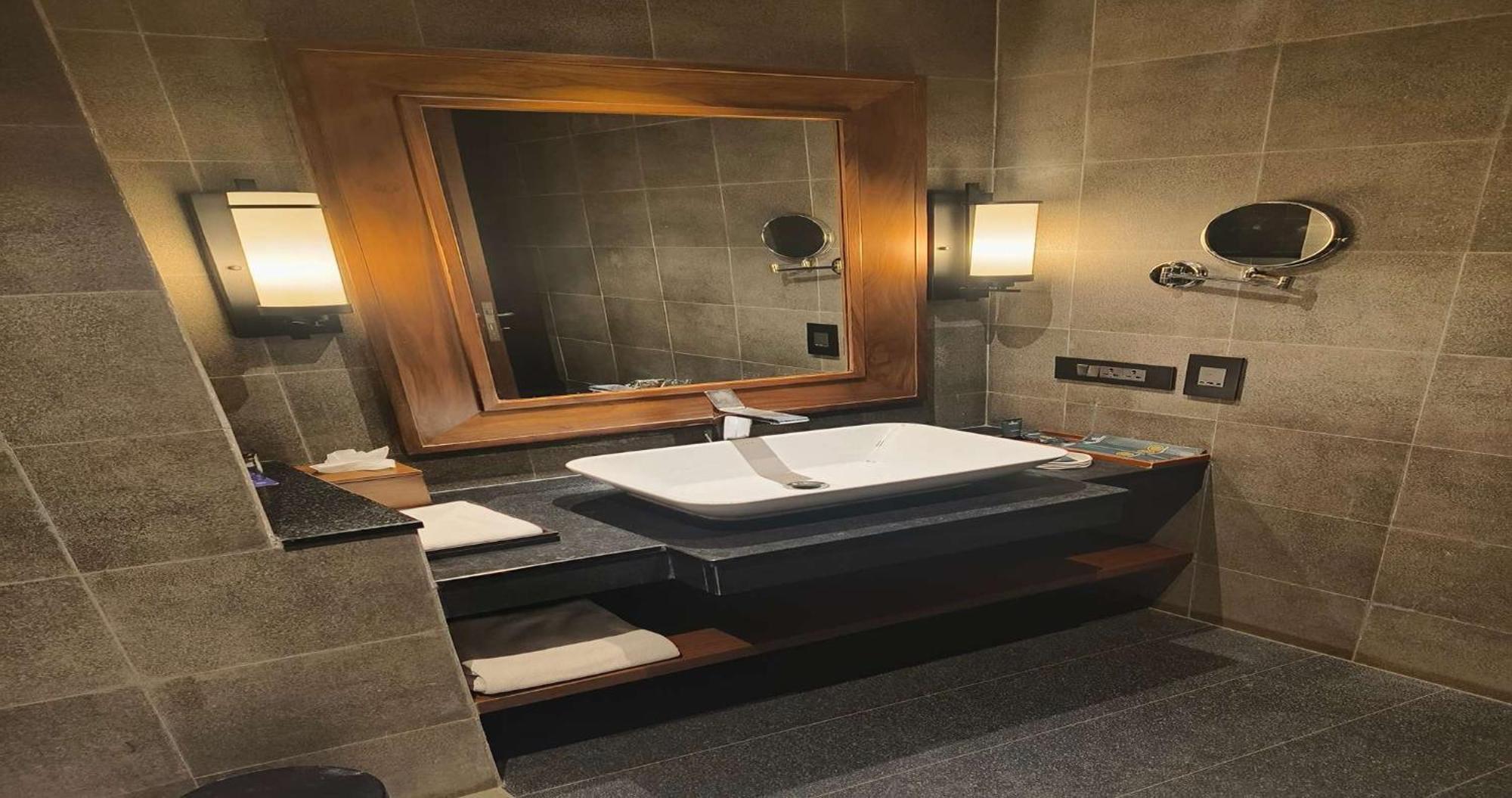 The Golkonda Resort And Spa Hajdarabad Zewnętrze zdjęcie